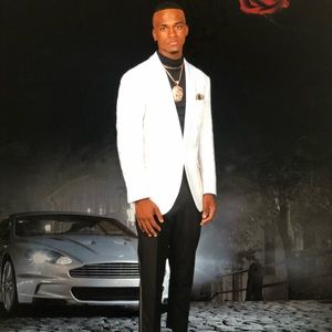 Meet your Posher, Benjii